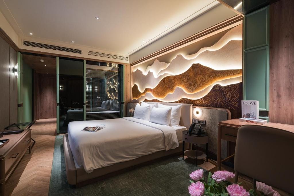 Khách sạn LA PASSION PREMIUM 15