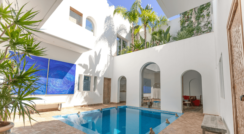 mẫu nhà nghỉ đẹp phong cách Tropical Modern
