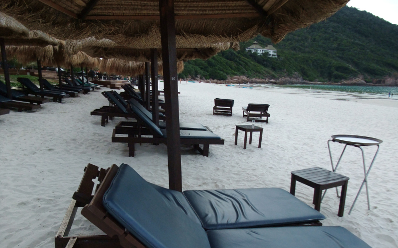 Cabana là gì? Top 9+ mẫu cabana đẹp cho resort, hồ bơi 3 Cabana mở